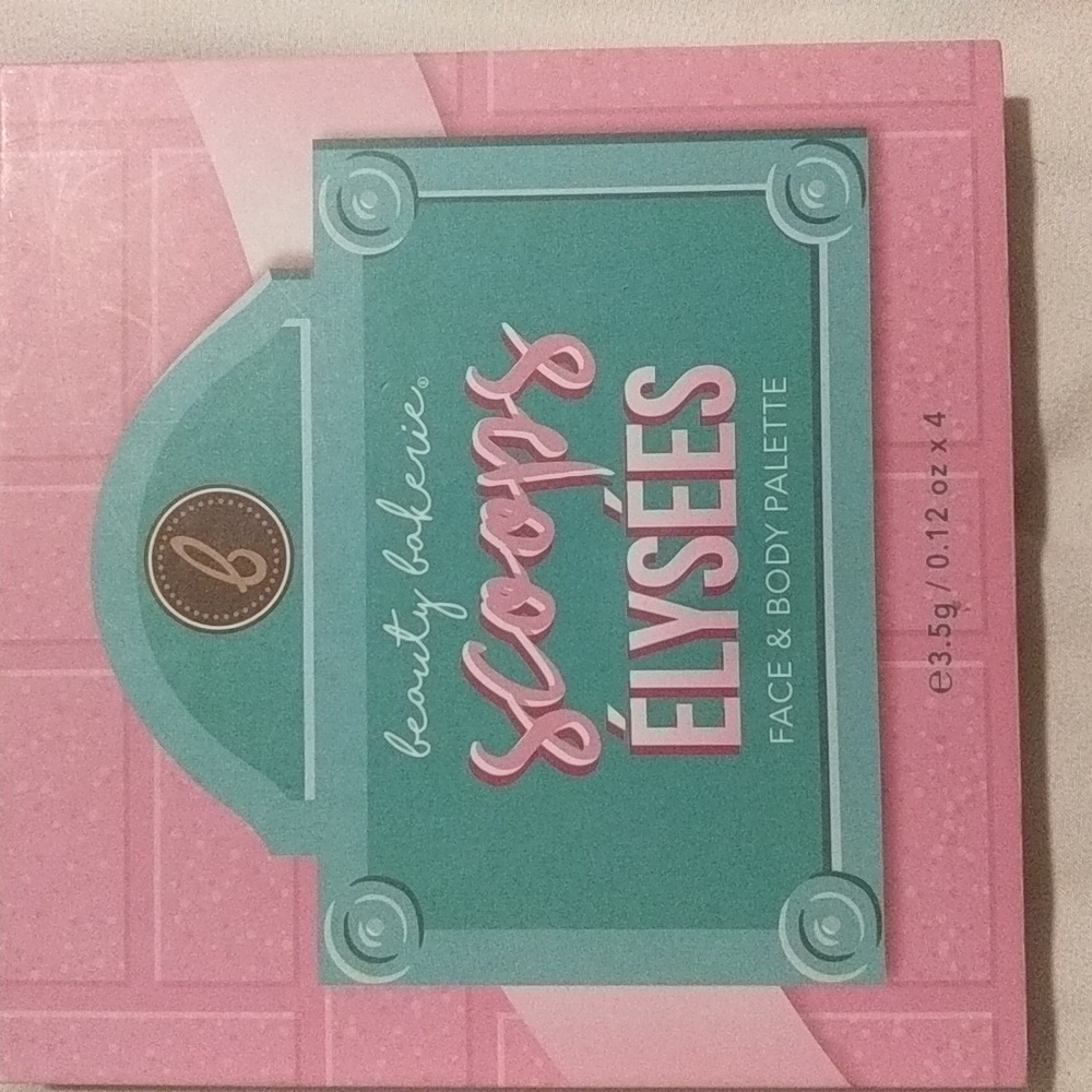 NWT Face and body palette - Picture 1 of 3